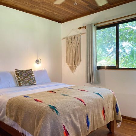 Casa Colores モンテスマ 部屋 写真